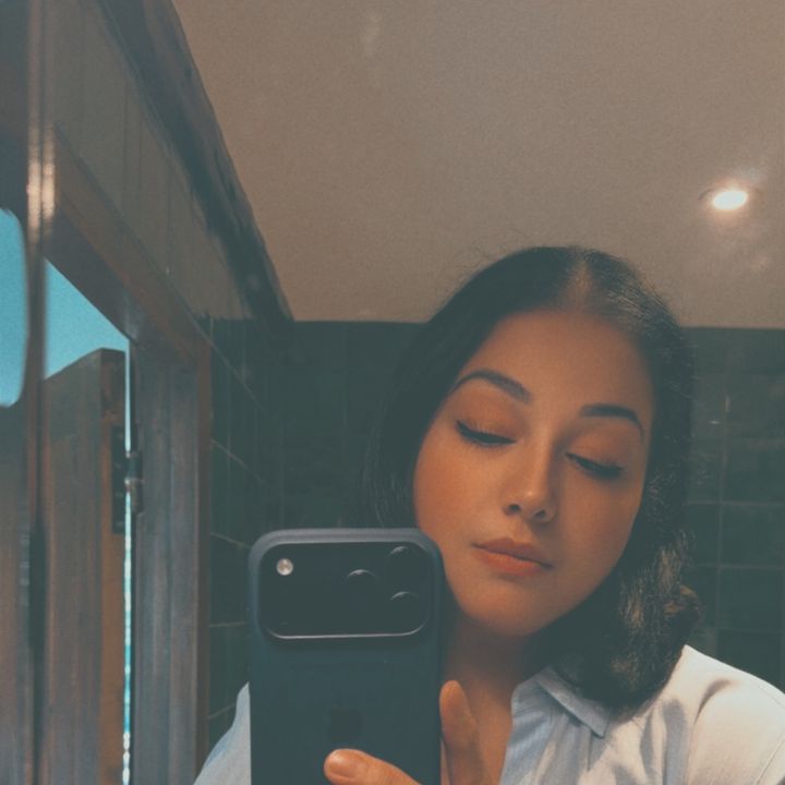 Elina Noor 🫀🩷 👩‍⚕️ 👩‍🎓