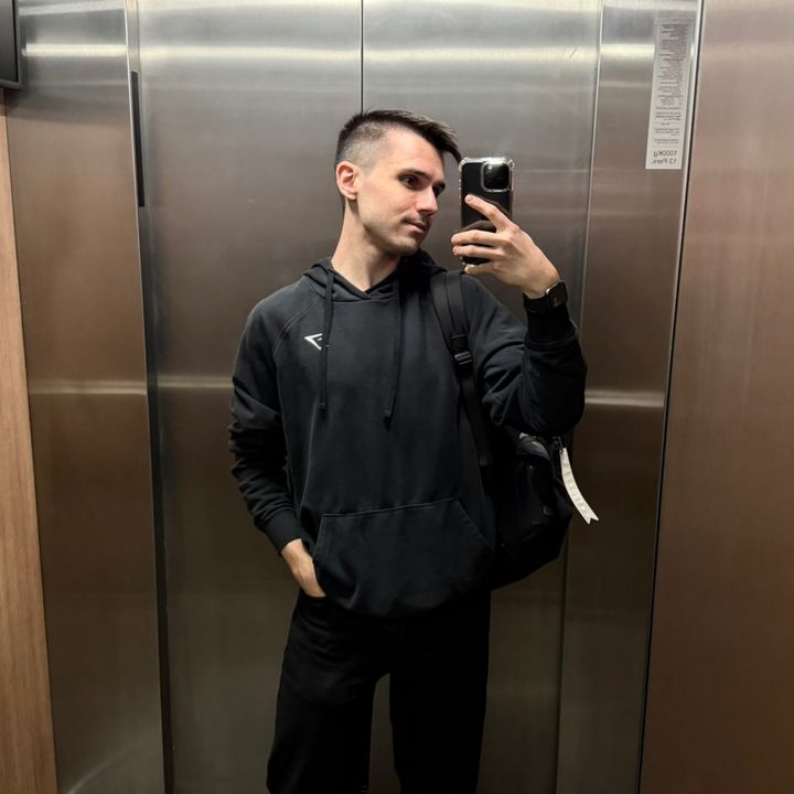 Aleksis 🇮🇪