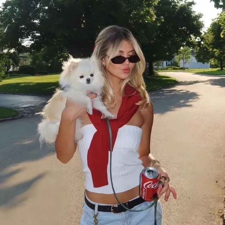 Aurelia Sky