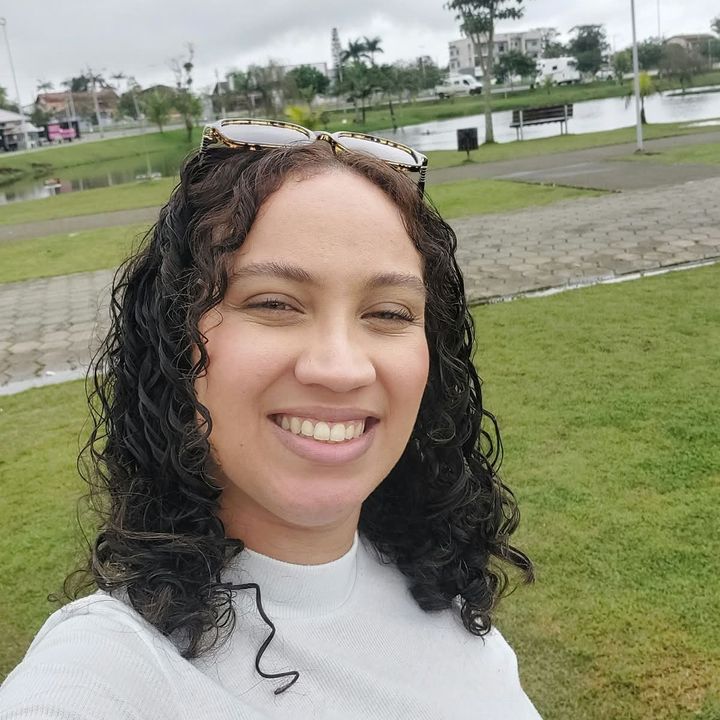 Nayara Fernandes | Creator