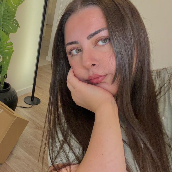 Emi Ozcelik