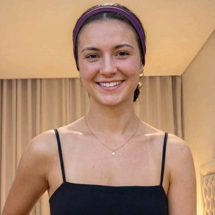 Ruana Paula