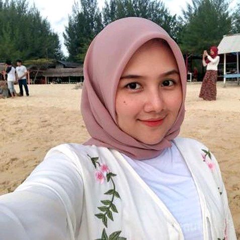 Anisa Phonna