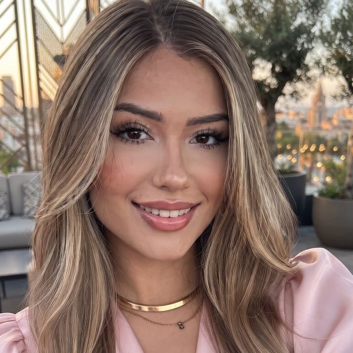 @Dani🌸