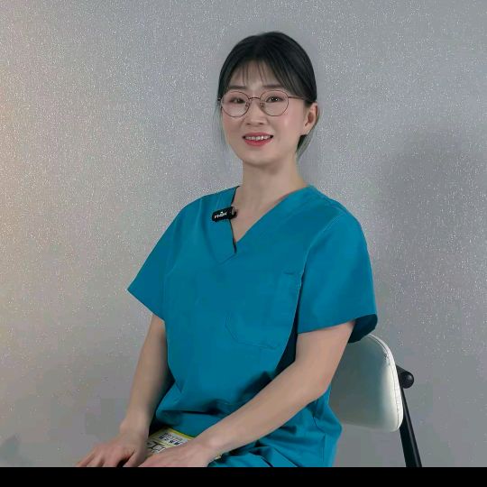 LỚP HỌC TƯ THẾ CỦA THẦY WANG