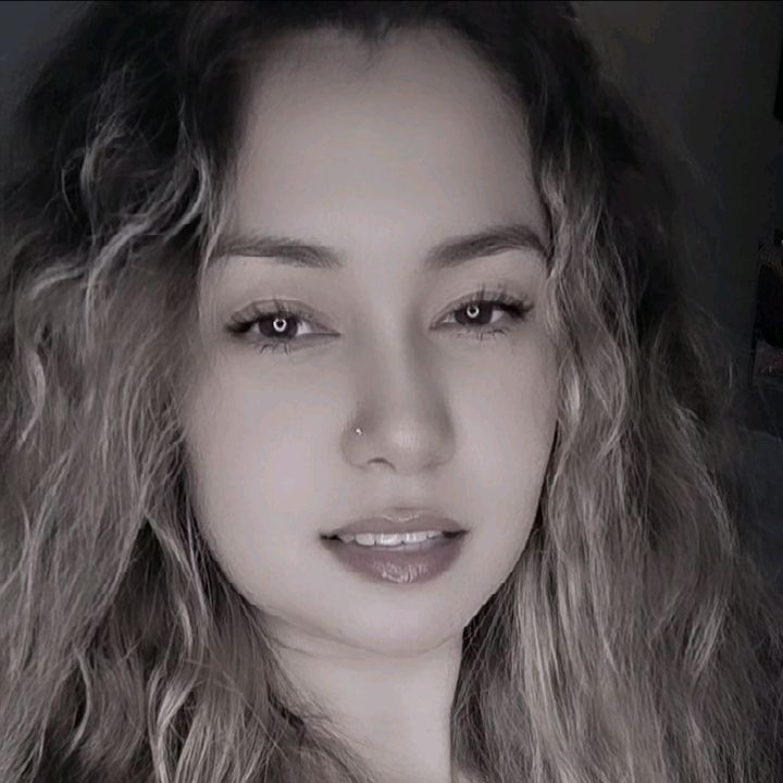 La güerita🇸🇻💙🤍💙