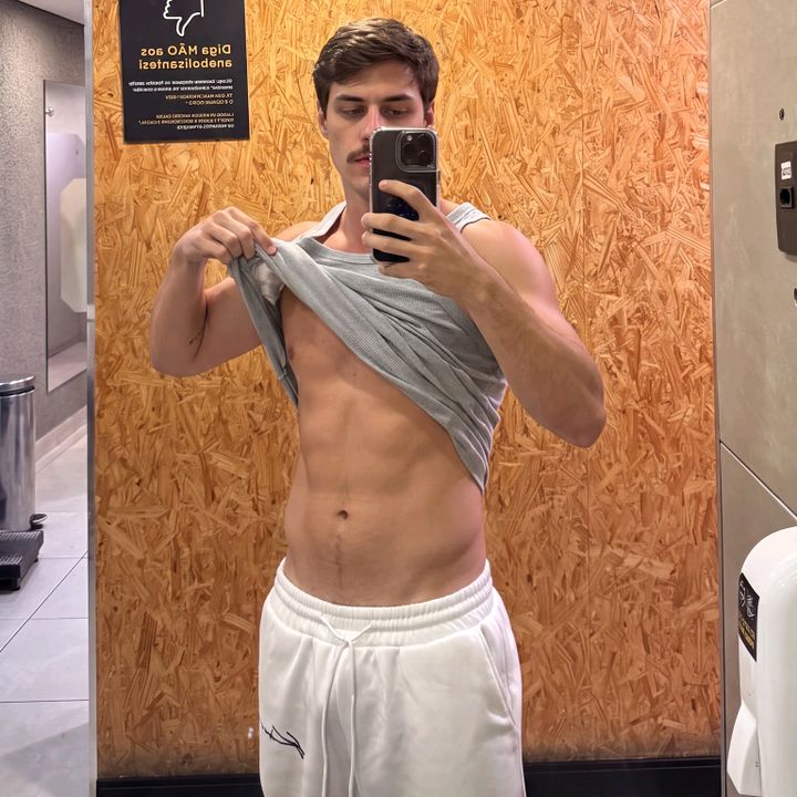 Léo