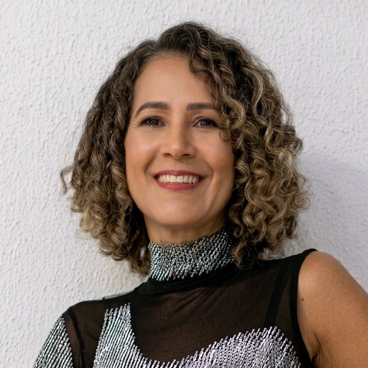 Helô Menezes