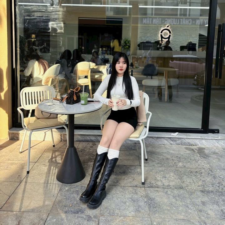 Linh chip 👙
