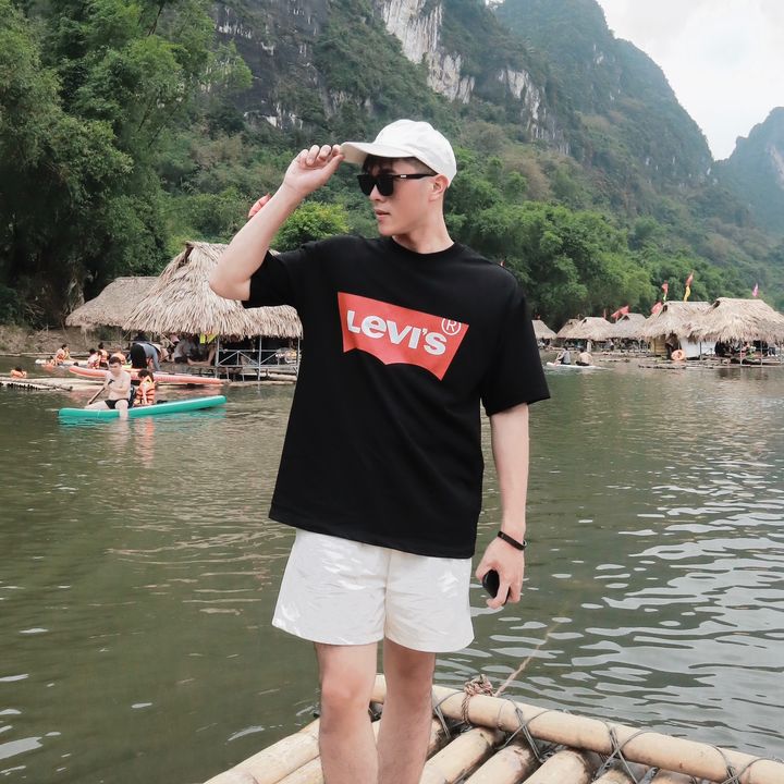 Hoang Dat Wear