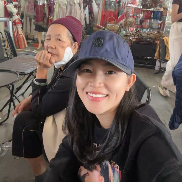 Mẹ con nhà 🍊