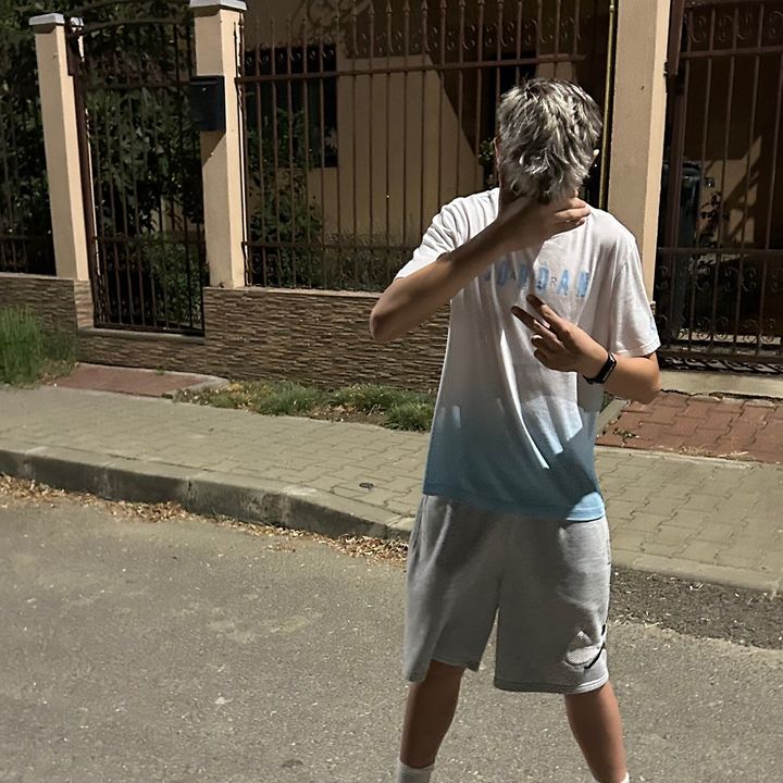 Hyro !