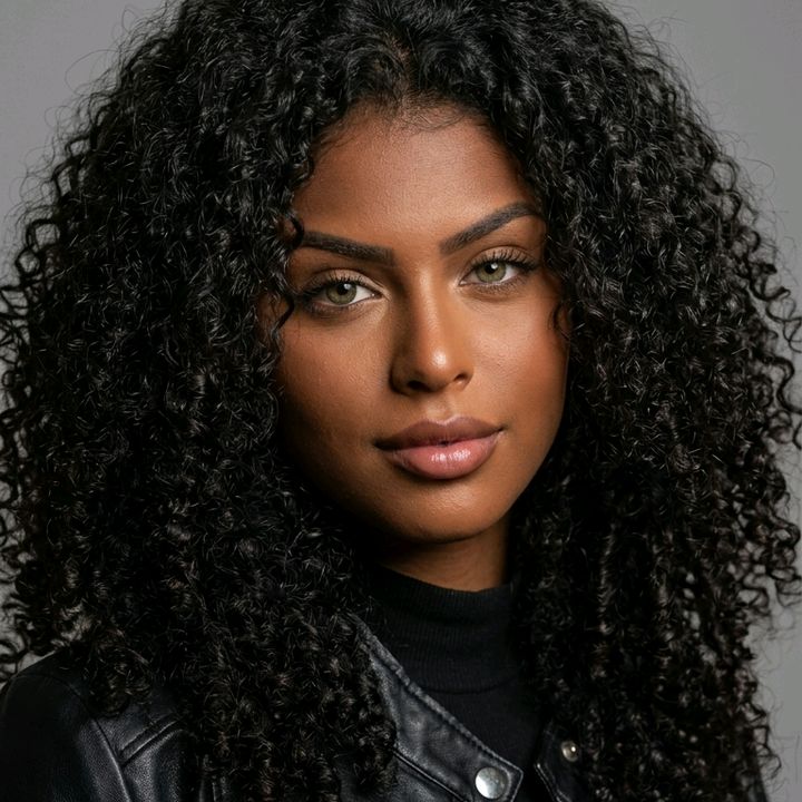 BELLA CACHEADA