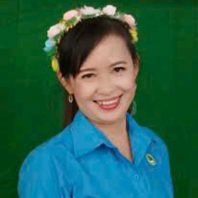 Cô Hương