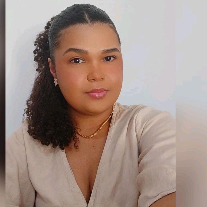 Estefani Gomes