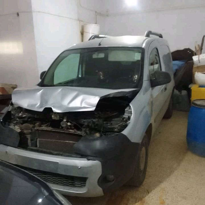 Yassine, auto pièces