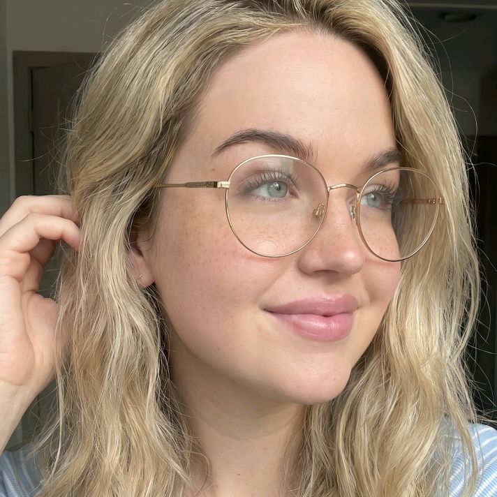 Chloe Anderson