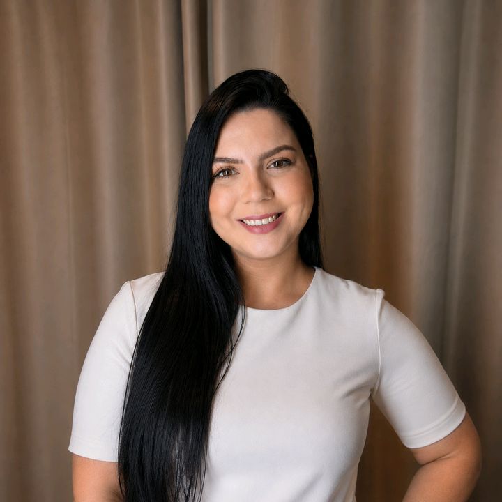Cris Nogueira