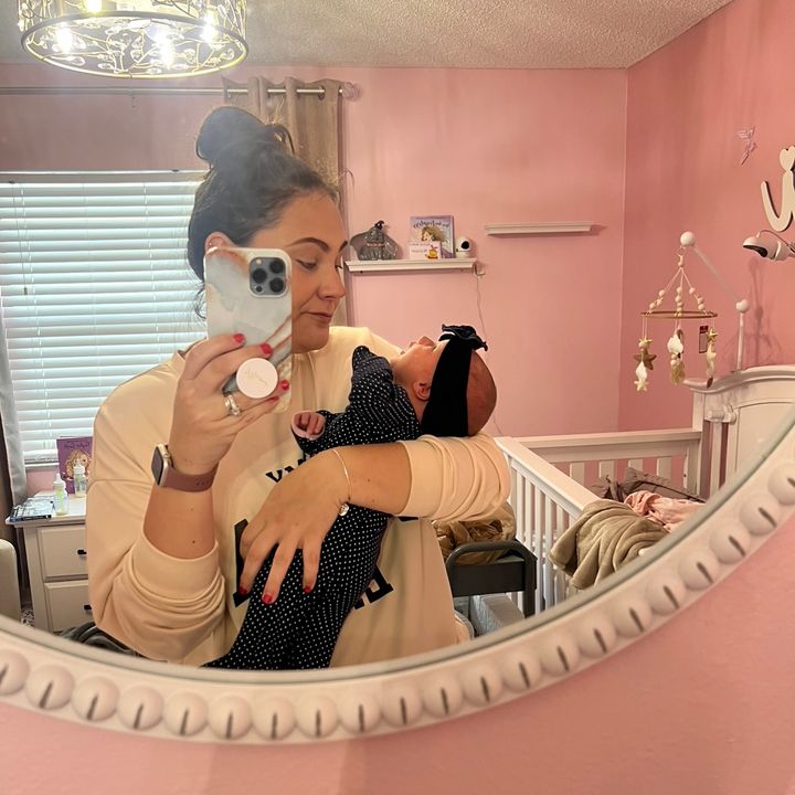 Ashley | mom finds & more 🖤