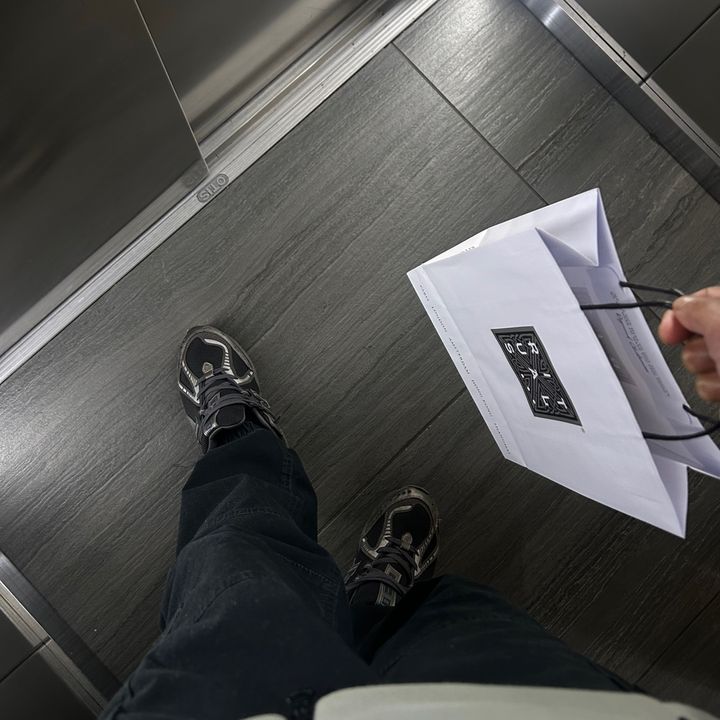 𝑩𝒓𝒐𝒘𝒏𝑨𝒌𝒉𝒊𝒔✍️