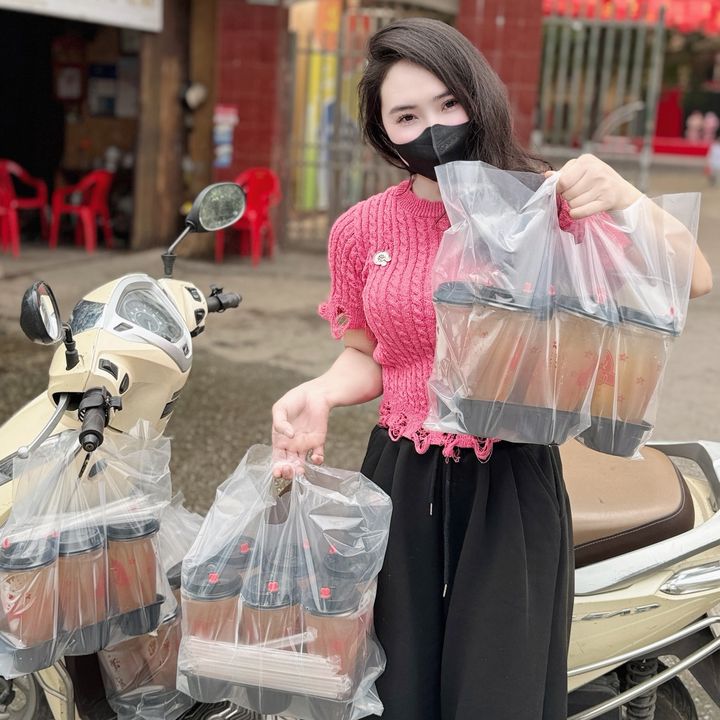 Hoa Mon