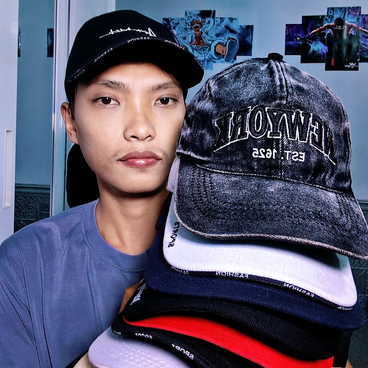 Pusat Topi