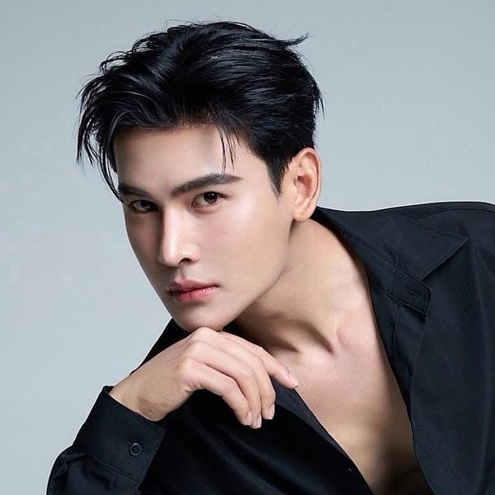 พี่ดิว ธีรภัทร (แฟนคลับ)