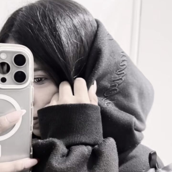 𝓘 𝒜ℳ 𝒩𝒜𝒯ℋ𝒜ℒ𝓘𝒜