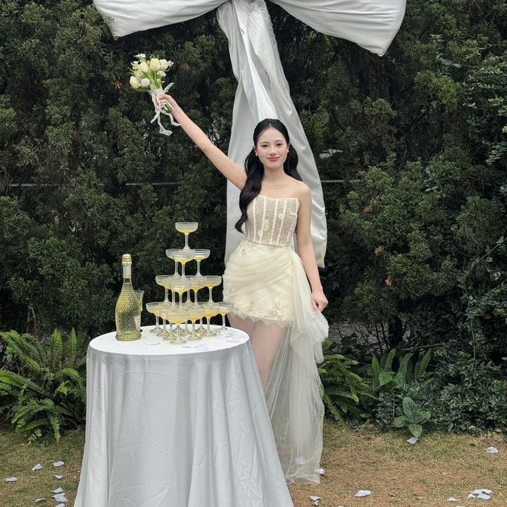 Huyền Xinh