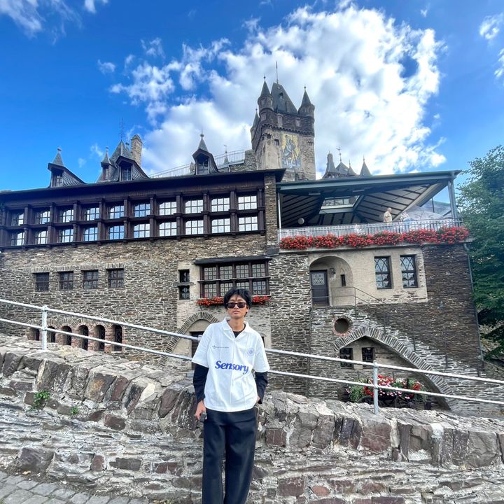 🇲🇲🇩🇪Thomas In Deutschland
