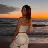 Nicole🌞🥥🌺Beach | Lifestyle