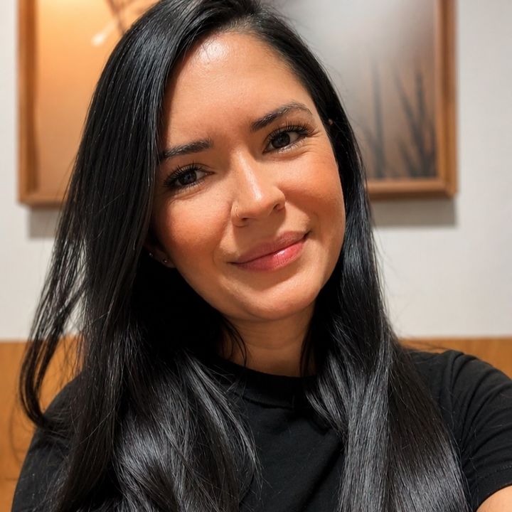 Vanessa Rosa - Creator