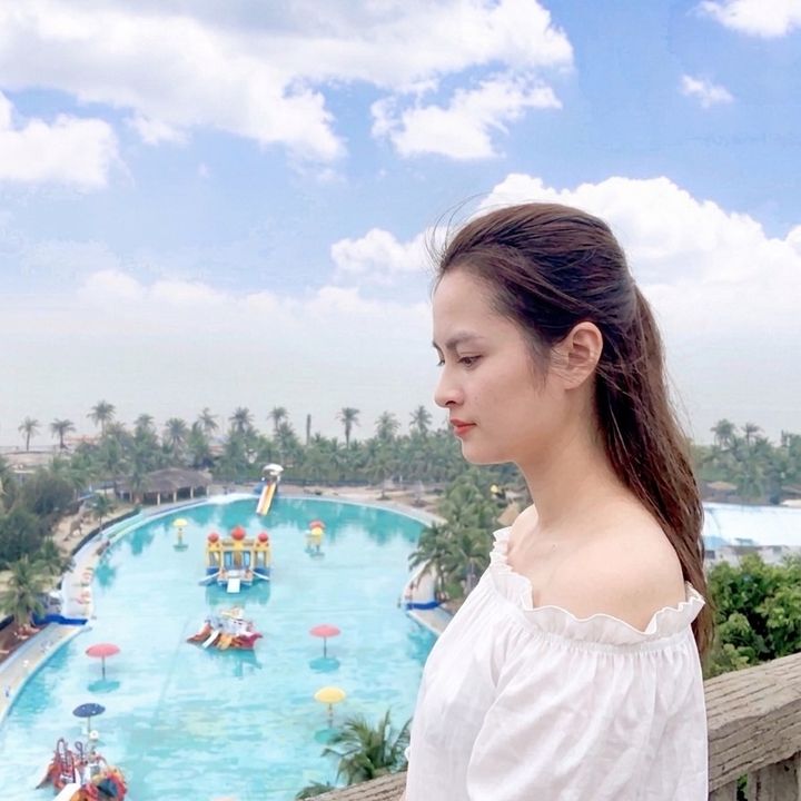 Nhà Quỳnh Tạp Hoá