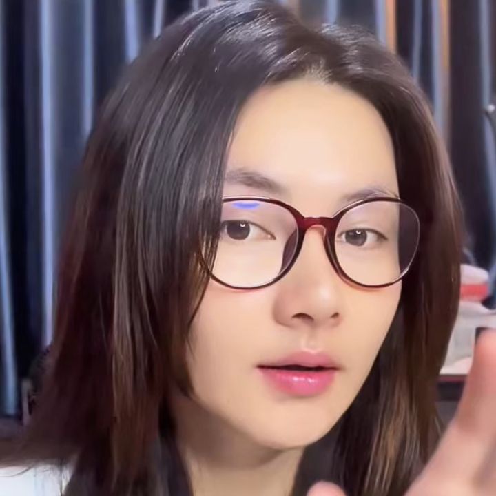 อันมีไรจะบอก