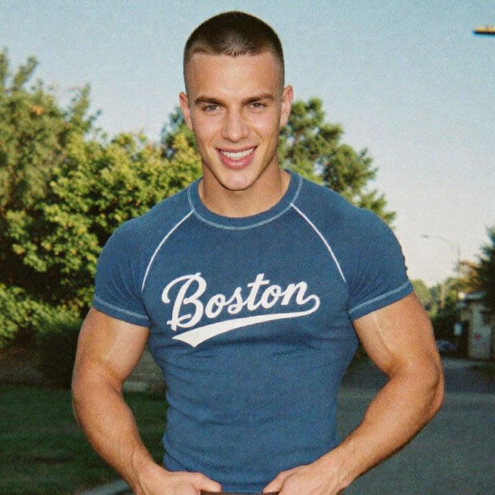 BOSTON BRANDO 🇬🇧