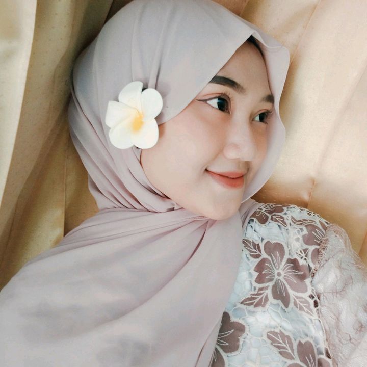 meisyaanggraeni02
