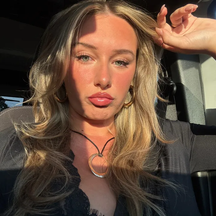 ava