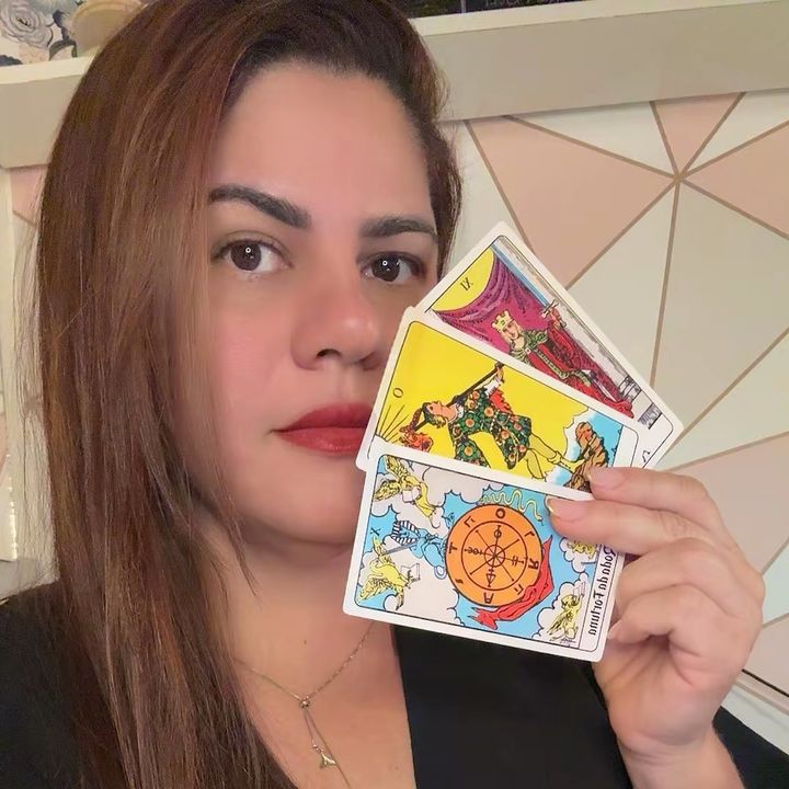 Izah Rigonato | Tarot 🦉
