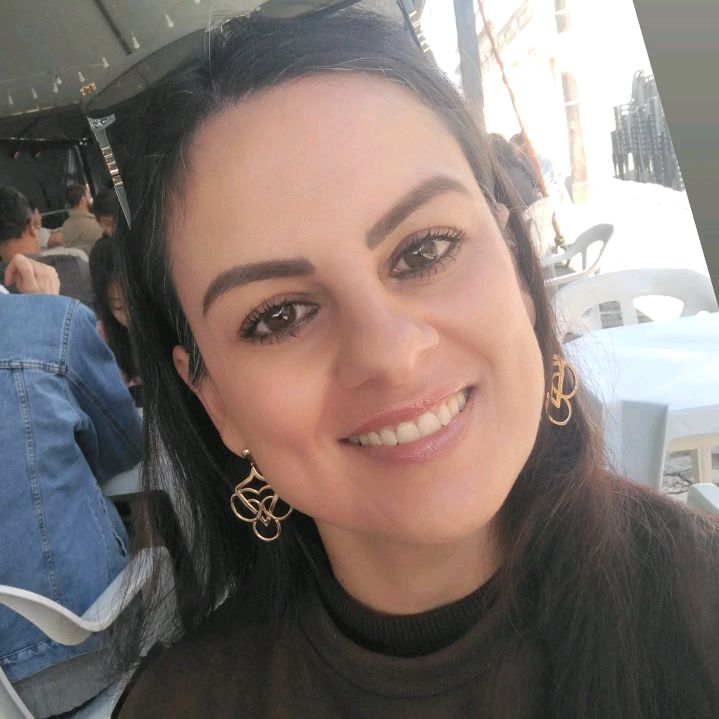 CRISLAINE Pires Carneiro