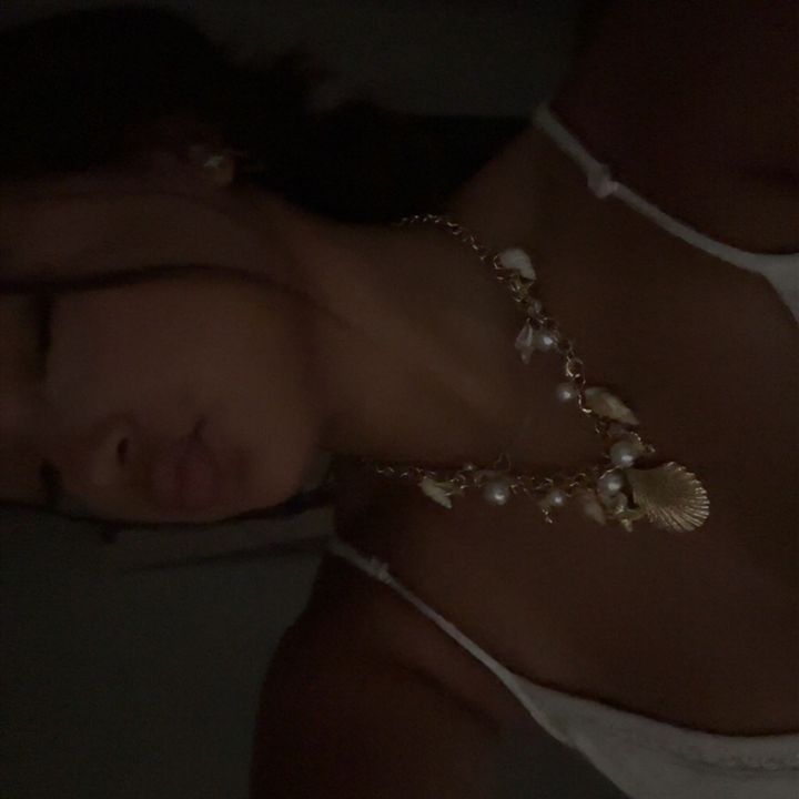 𝐢𝐧𝐚.𝐳𝐳🍒