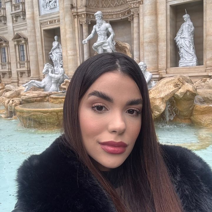 Letícia Cruz | SHOP CREATOR