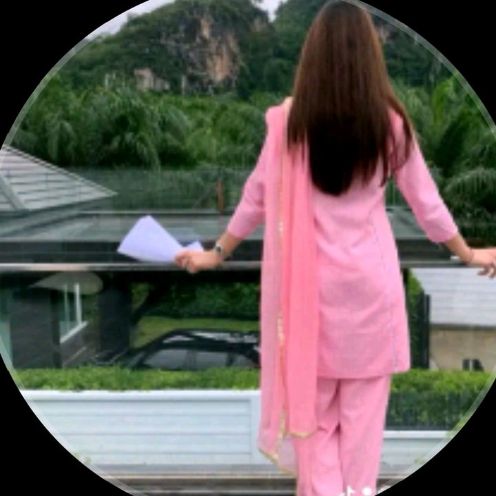 Anaya khan
