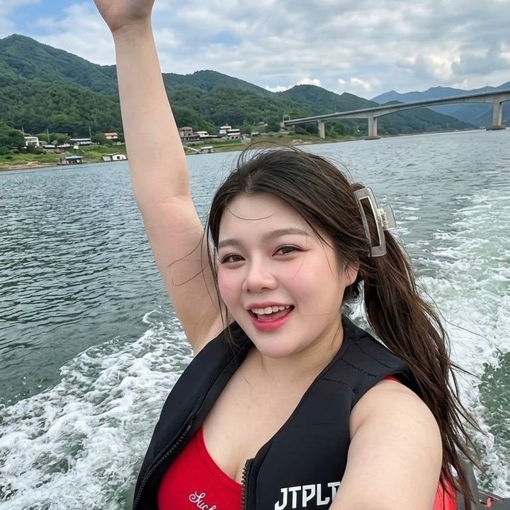 แพรจ๋าตาแป๋ว