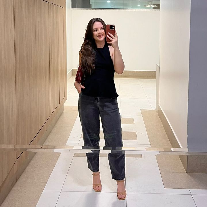Lari Fabricio