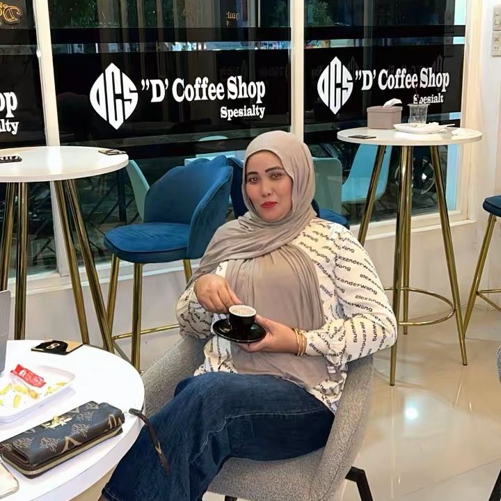 Lia_sari