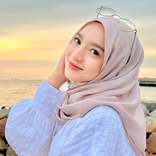mami Ashraf