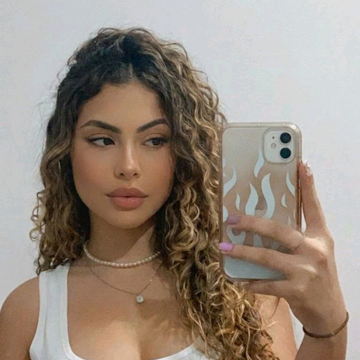 Laura Beatriz