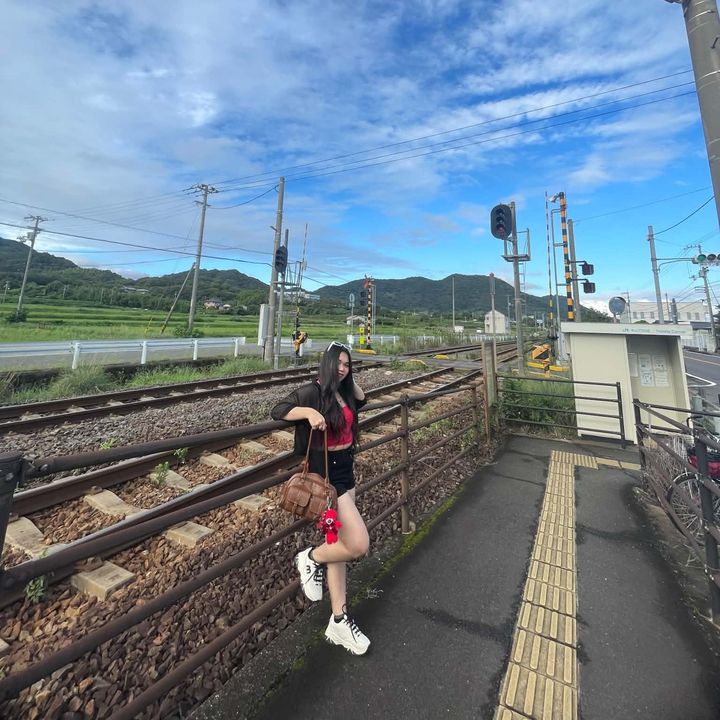 កេ្មងឌឺ គឺអូន🇯🇵🇰🇭Single🫦