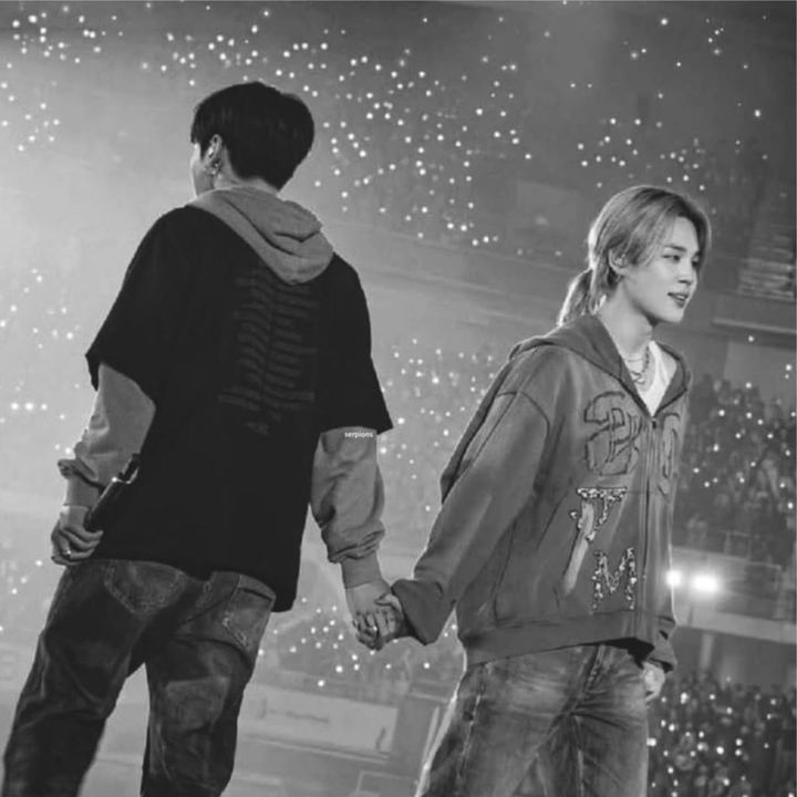 army_stay💜❤️
