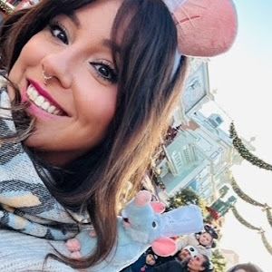 MARÍA ✨ Agente Disney 🐭